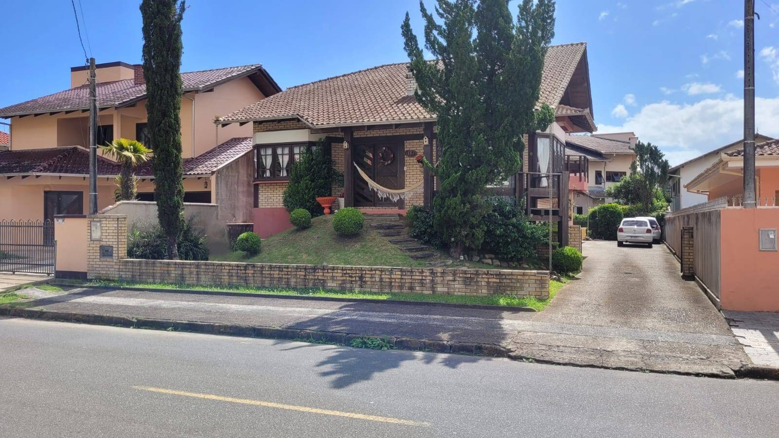 Casa, 3 quartos, 232 m² - Foto 2