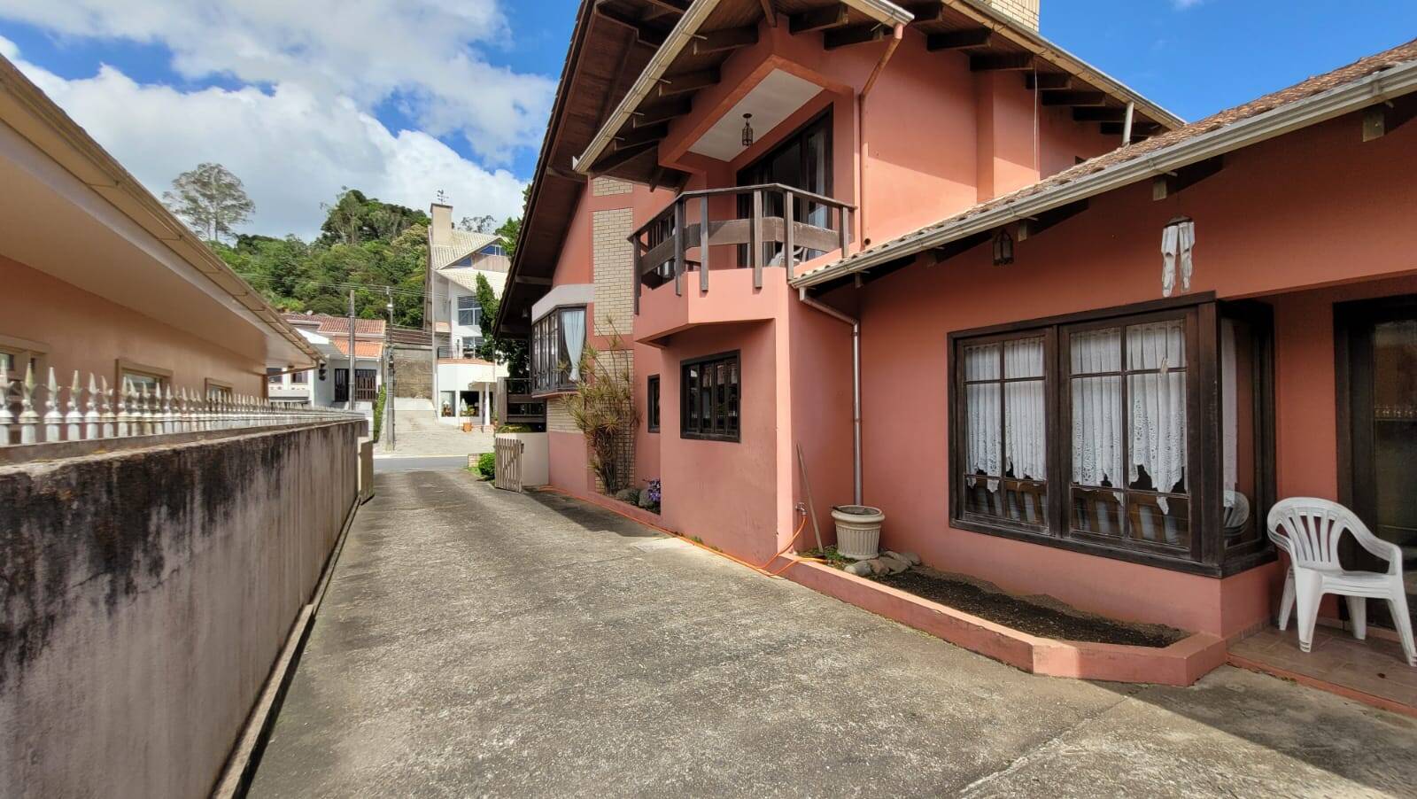 Casa, 3 quartos, 232 m² - Foto 3