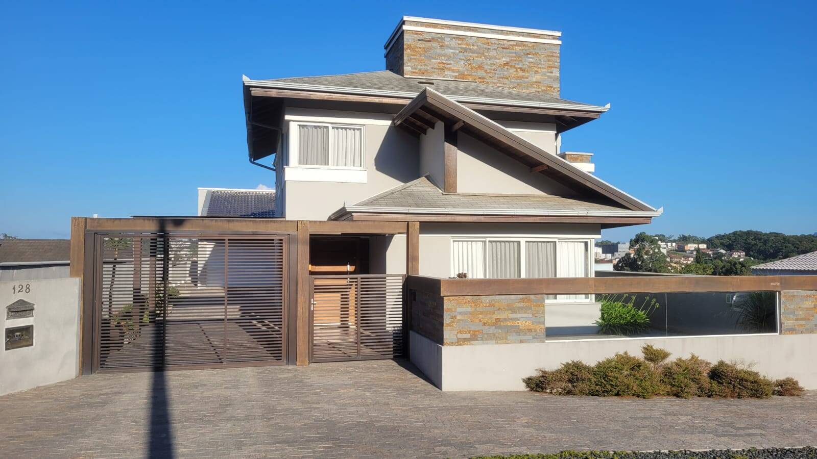 Casa, 5 quartos, 360 m² - Foto 2
