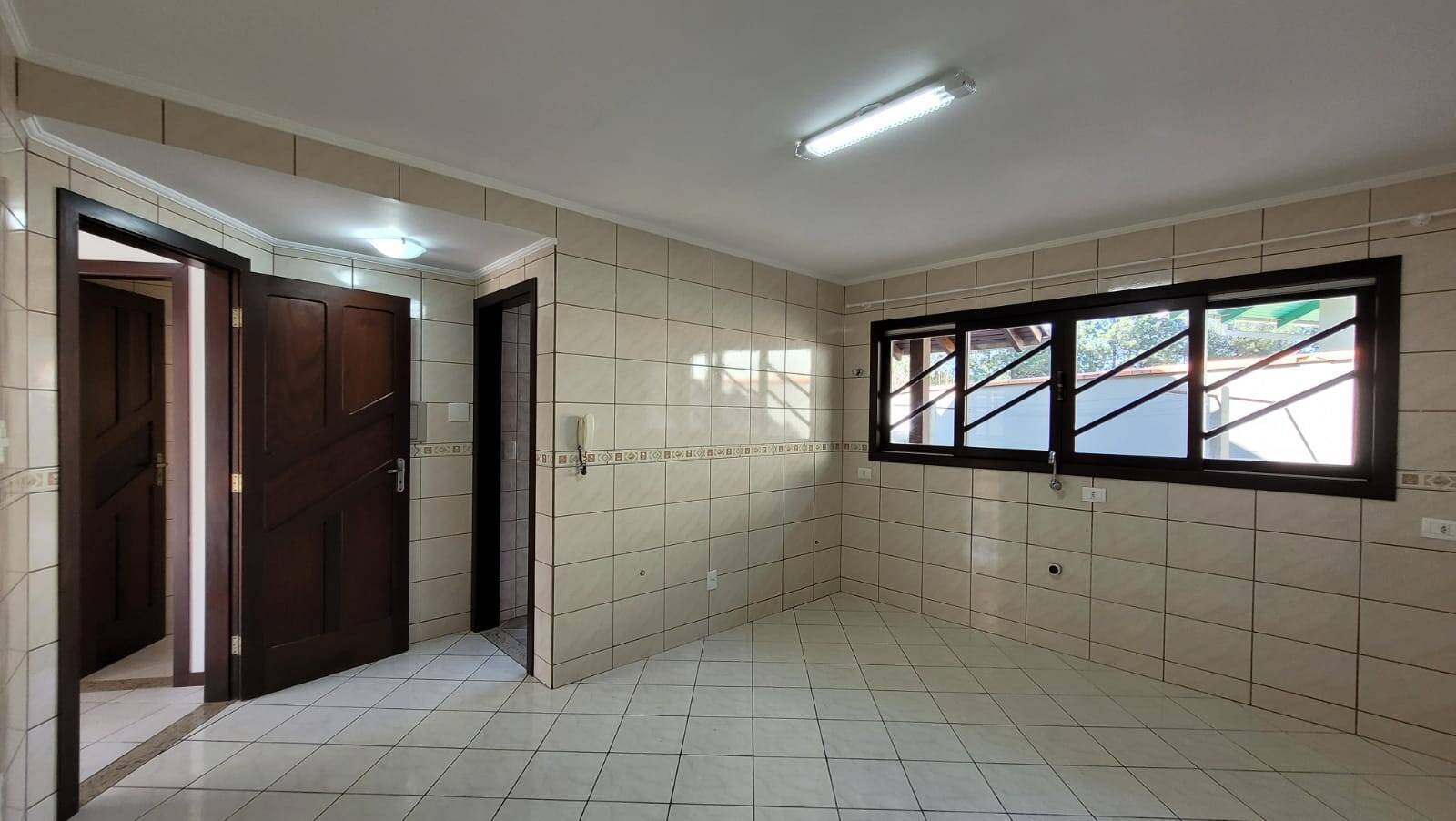 Casa à venda com 3 quartos, 126m² - Foto 12