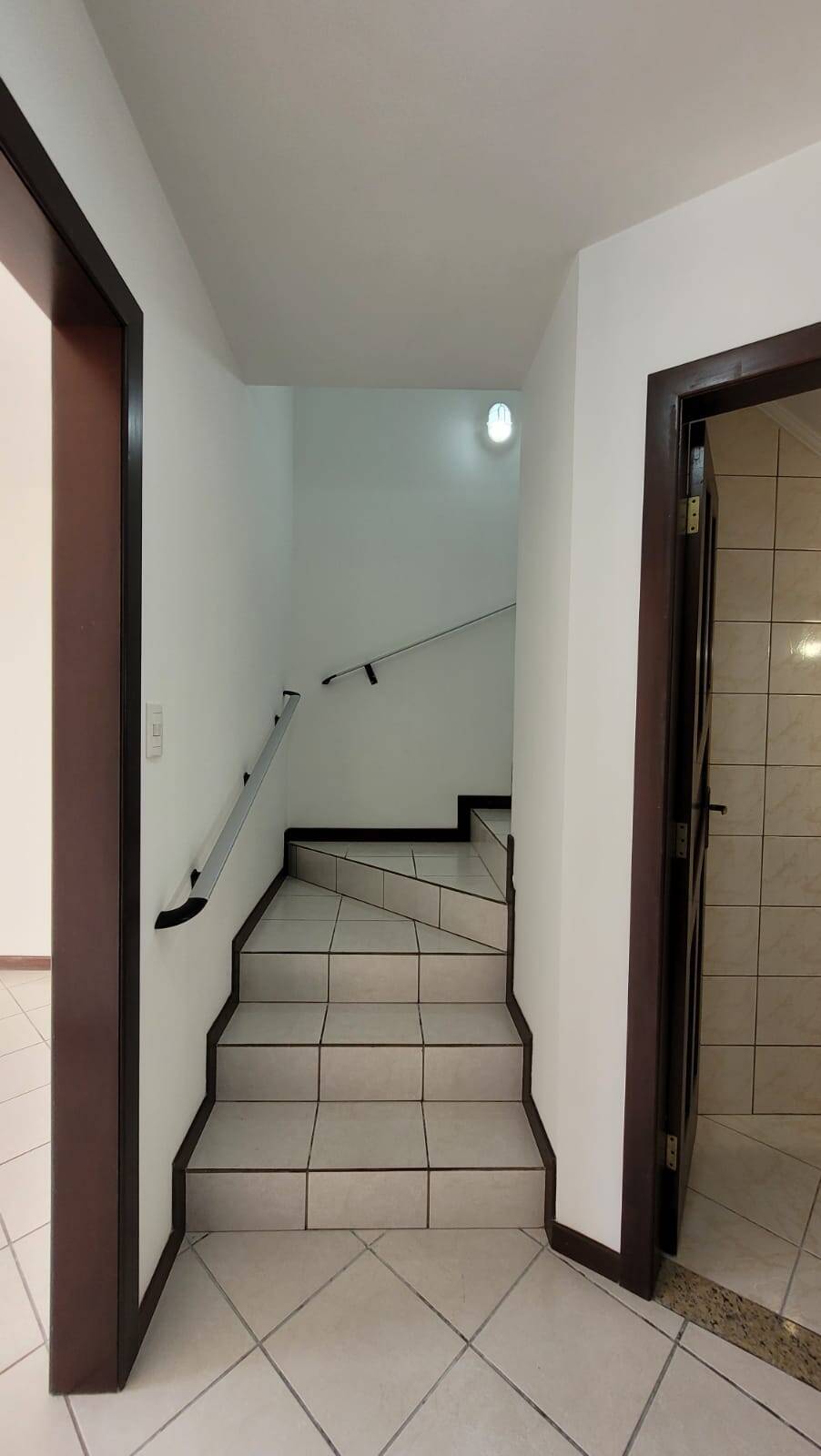 Casa à venda com 3 quartos, 126m² - Foto 19