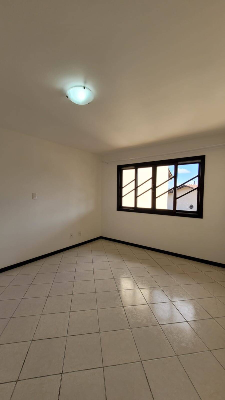 Casa à venda com 3 quartos, 126m² - Foto 33